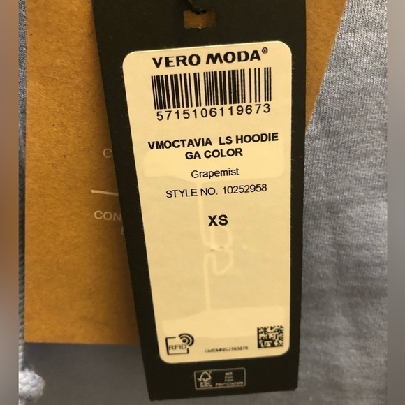 NWT Vero Moda Octavia Hoodie - Picture 2 of 4